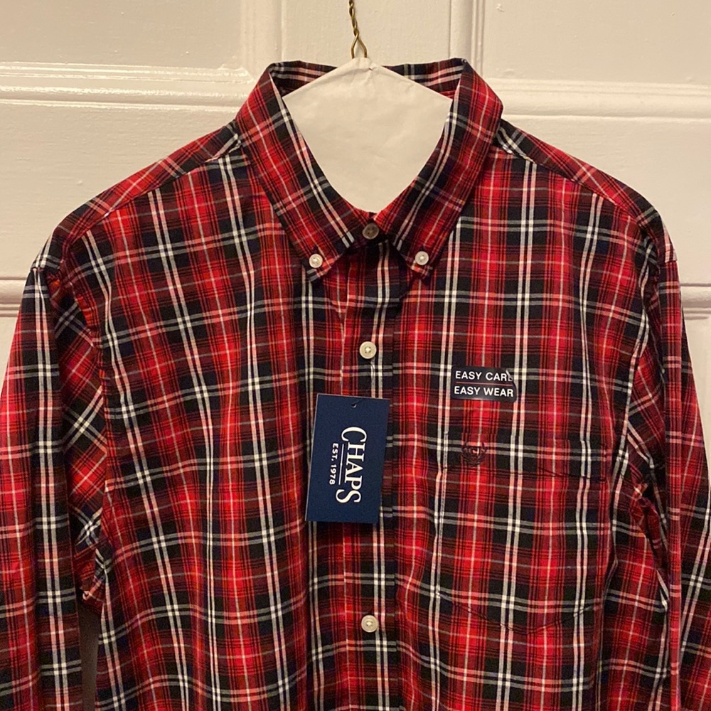 Chaps red plaid men’s medium button down shirt